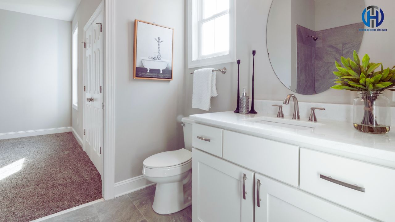 Mua Thiết Bị Vệ Sinh Ở Đâu Uy Tín? Đến Ngay HT! Mua Thiết Bị Vệ Sinh Ở Đâu Uy Tín? Đến Ngay HT!